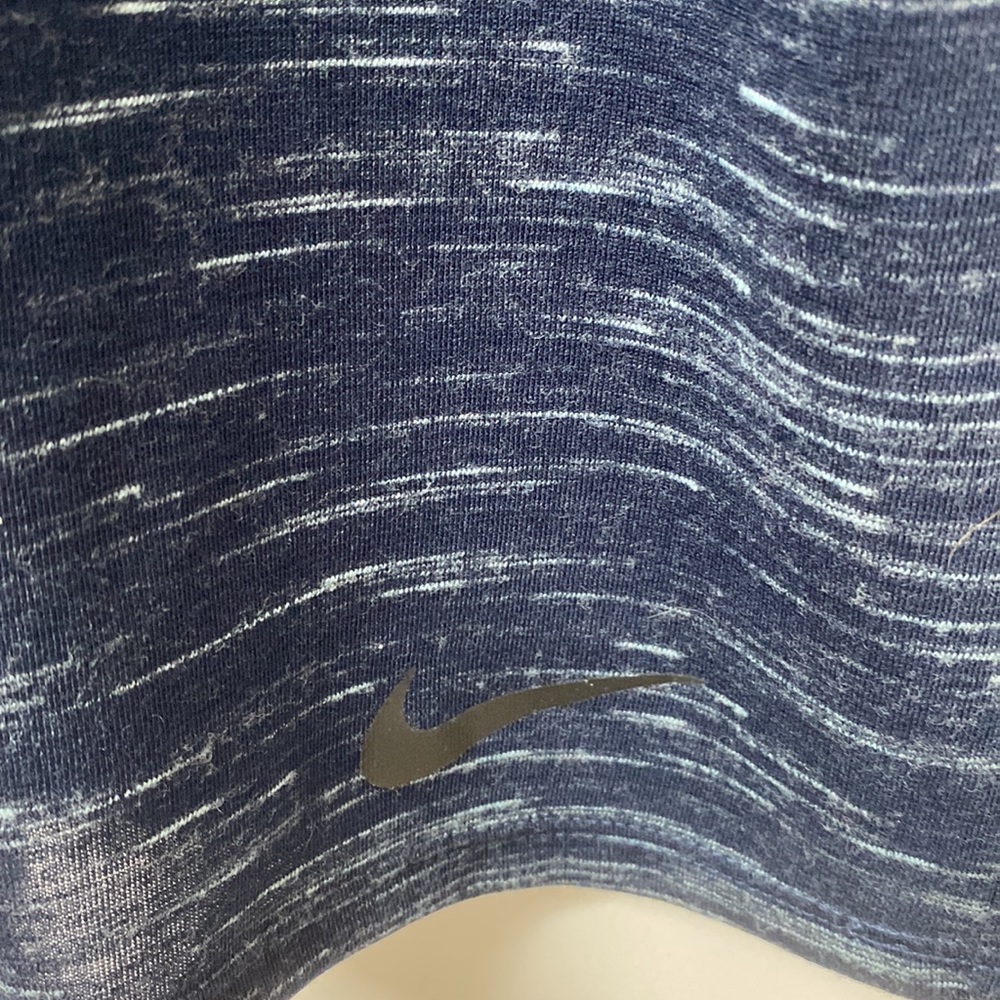 Nike Women’s dri-fit navy size XXL shirt - Picture 3 of 4